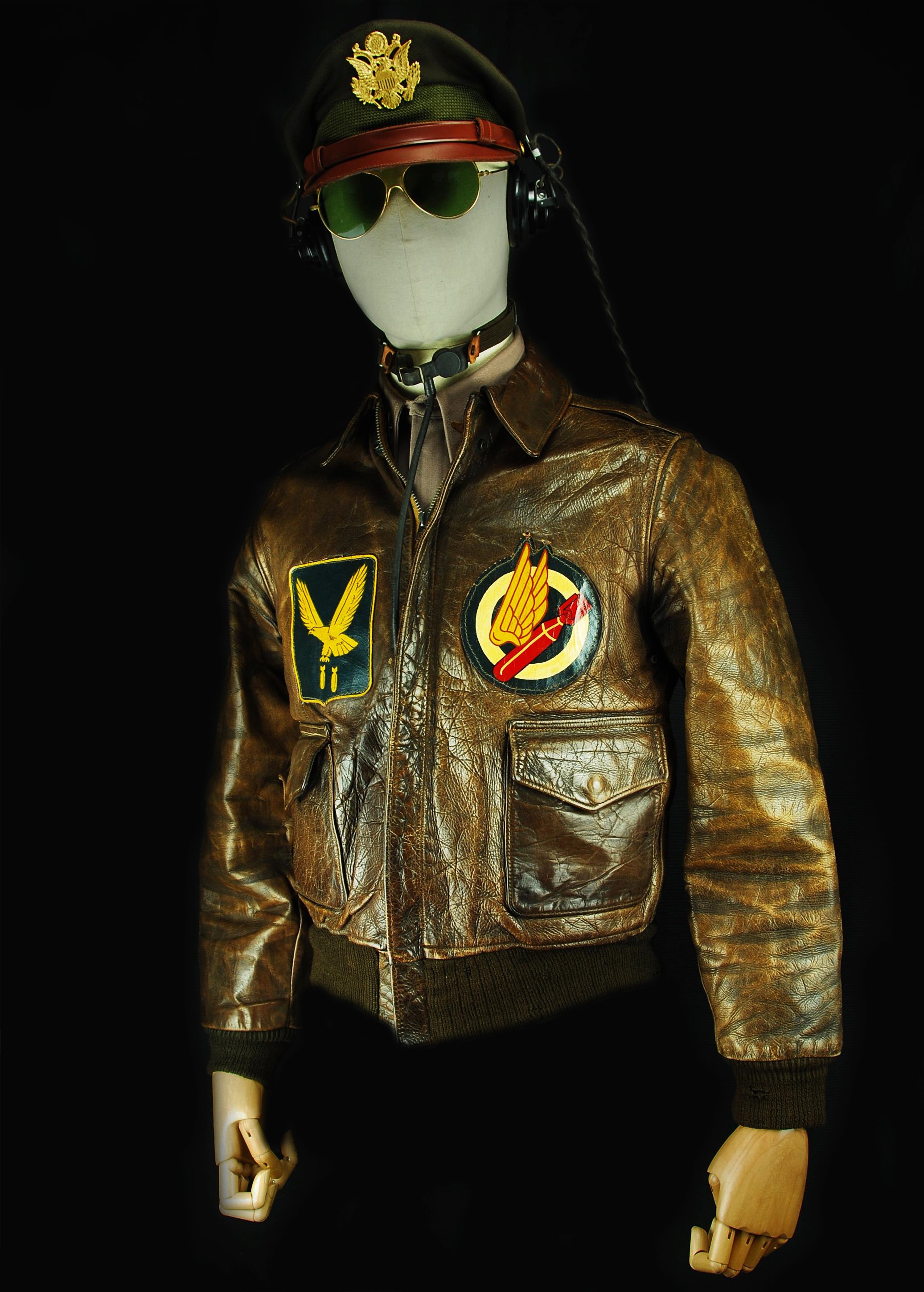 A2;A-2 jacket; WWII flight jacket;flying jacket