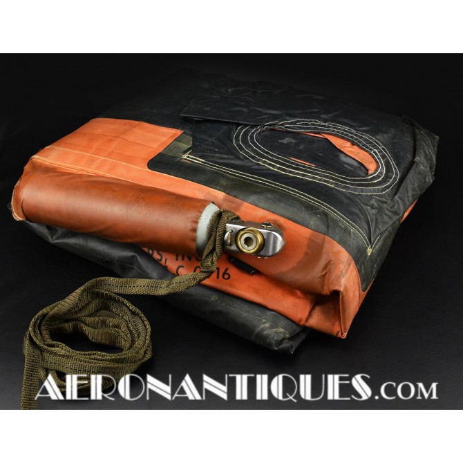 1968 US Air Force US Army Pilot Overwater Survival Kit