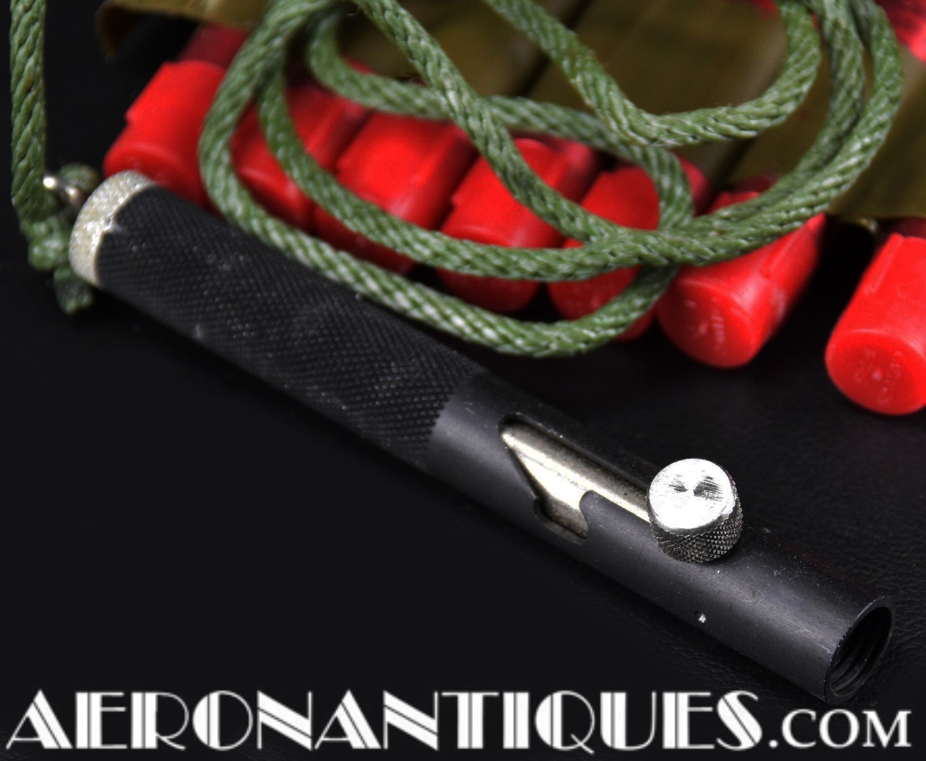 US Navy Pilot Survival Flare Mk13 mod 0 Vietnam Era;vietnam pilot