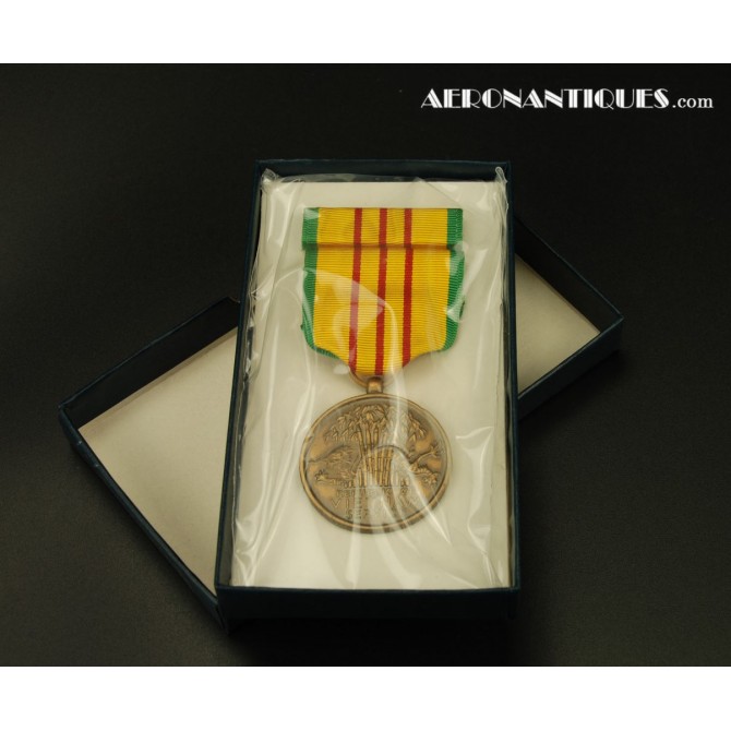 1969 Dated Boxed Vietnam Service Medal