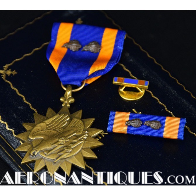 WWII Air Medal US Army Air Force Pilot Award