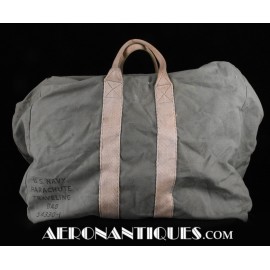 US Navy WWII Aviator's Kit...